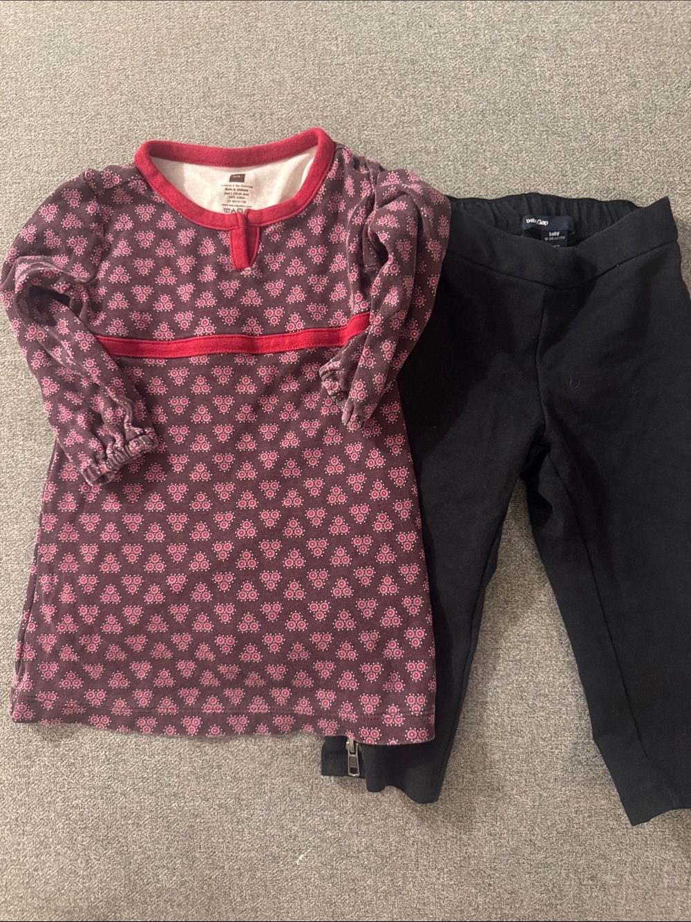 5/$15- Girls Pink Floral Long-Sleeve Dress with Black Leggings